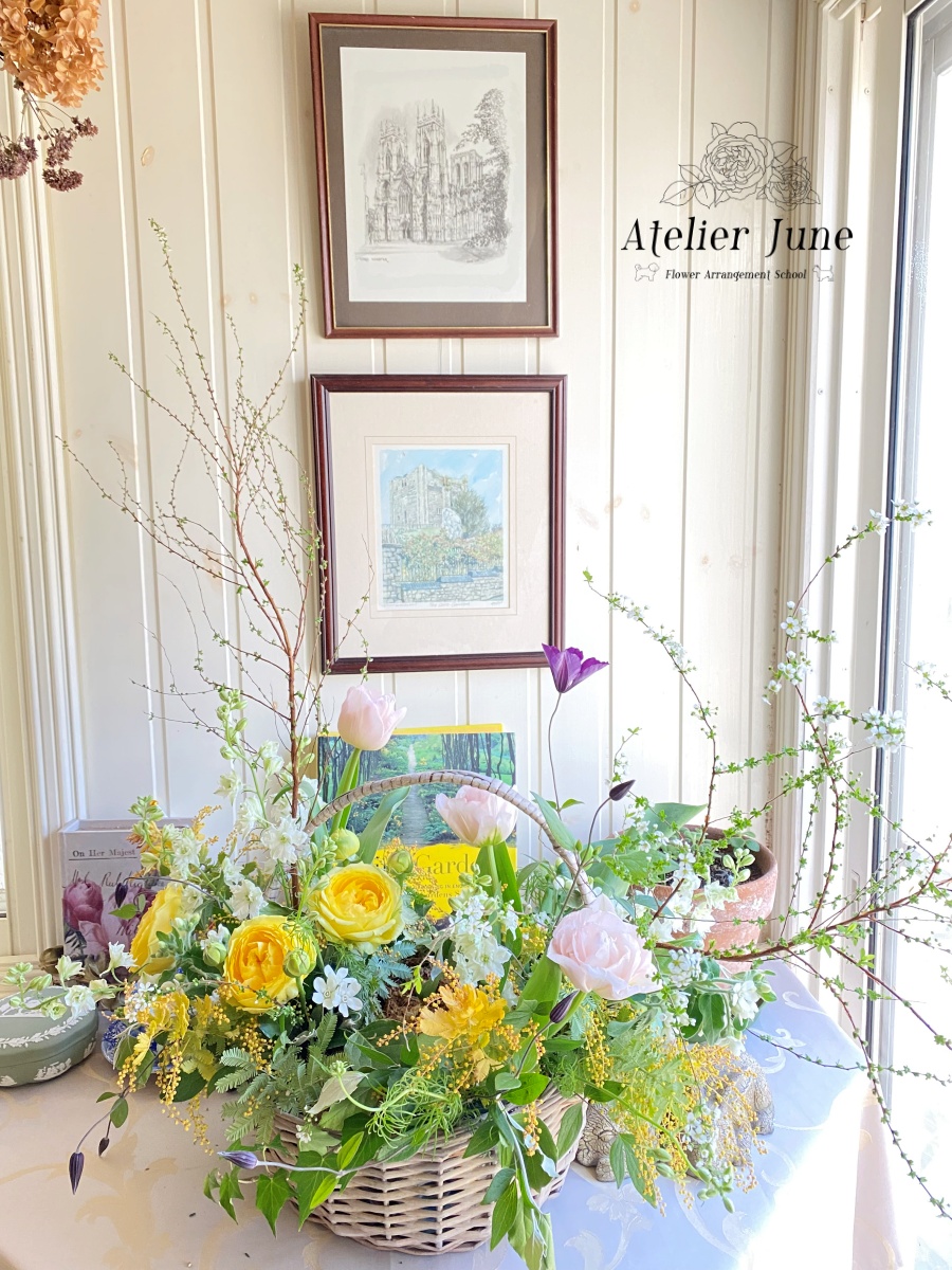 イングリッシュガーデンをイメージしたフラワーアレンジメント