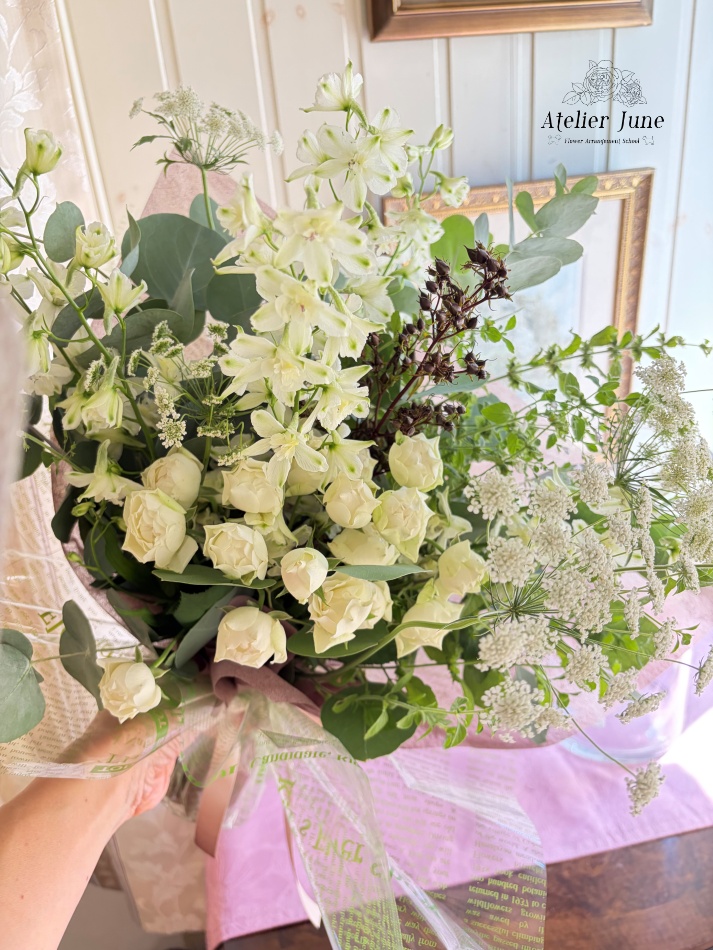 フラワーギフト、御供、お盆のお花、花束、お祝い、アーティフィシャルフラワーアレンジメント、造花アレンジ、お祝い花束、